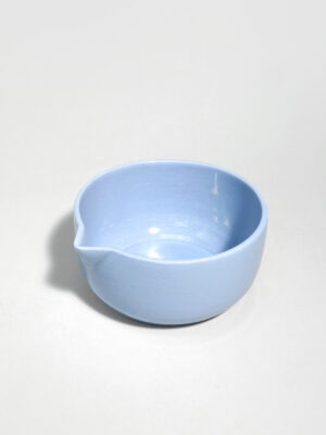 Matcha Set AETHER – Schale mit Ausguss – helles lilablau